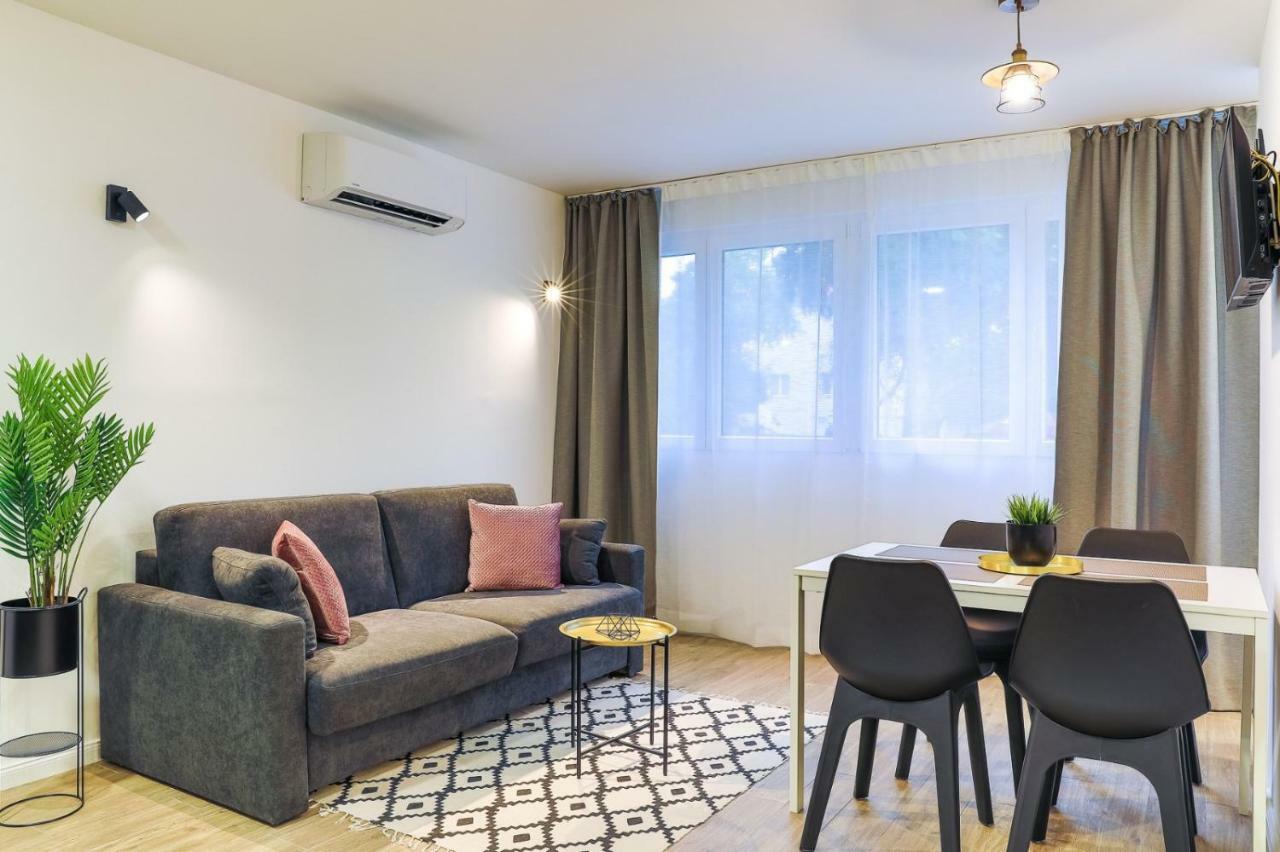 Onesta Apartment Split Luaran gambar